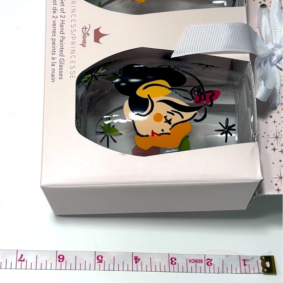 Disney Princess x Magenta - Snow White Hand Painted Glass Tumbler Set 🍎 - Picture 3 of 6